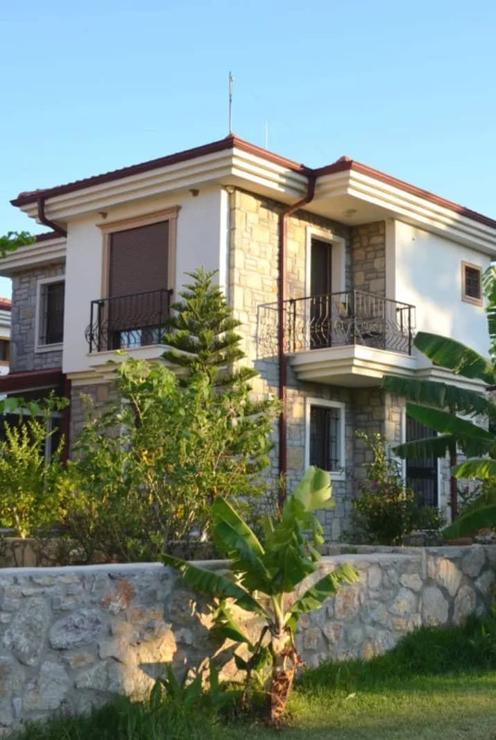 Datça Emecik'te Plaja Yakın Mesafede, Bahçeli, Kiralık Villa görsel 2