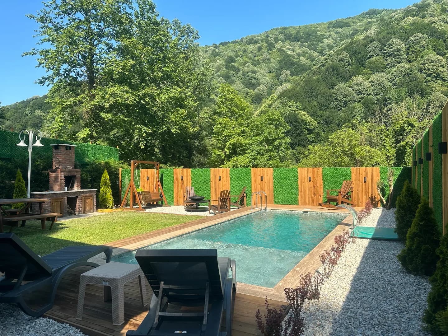 Sapanca'da Huzurlu Doğada, Özel Havuzlu, Konforlu Tiny House görsel 3