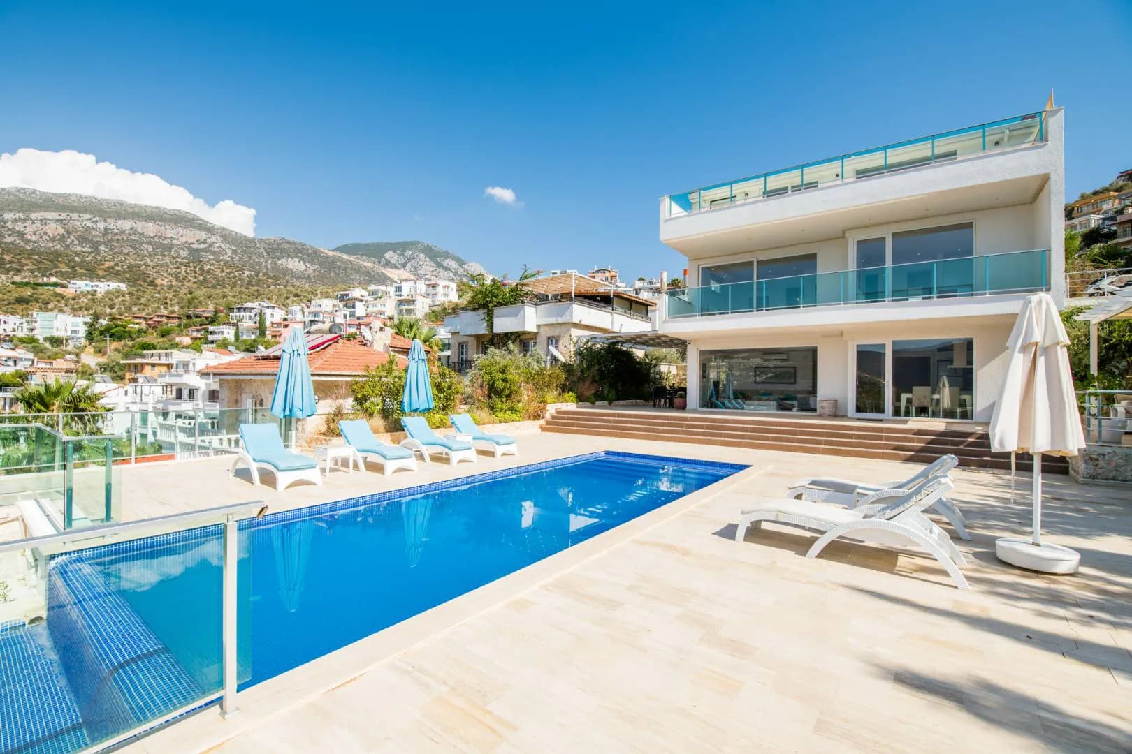 Kaş Kalkan'da Muhteşem Deniz Manzaralı, Özel Havuzlu, 3+1 Villa görsel 2