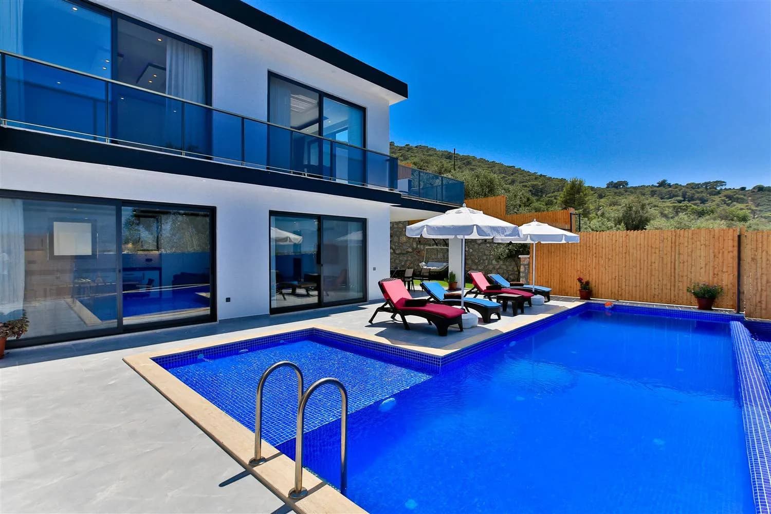 Kaş Gelemiş'de Nezih Konumda, Özel Havuzlu, Modern Villa görsel 2