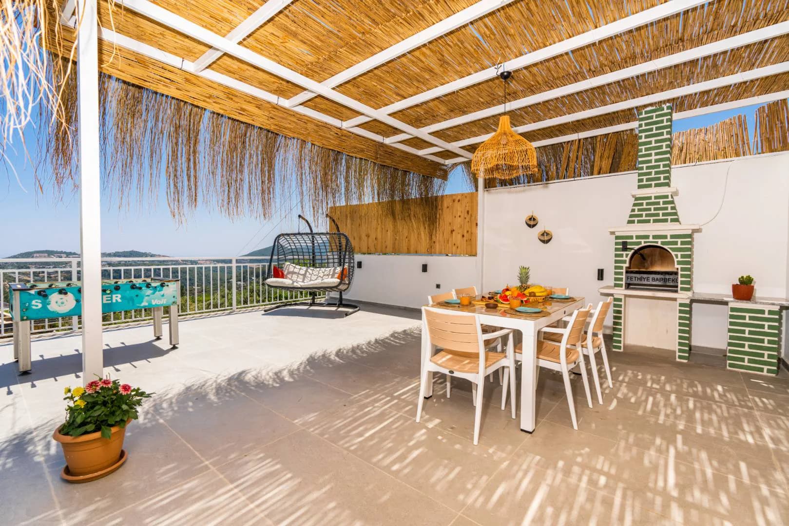 Kaş İslamlar'da Doğa Manzaralı, Özel Havuzlu, Konforlu Villa görsel 2