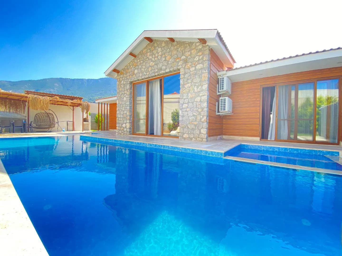 Fethiye Ölüdeniz'de Şehir Gürültüsünden Uzak, Özel Havuzlu, Kiralık Villa görsel 3