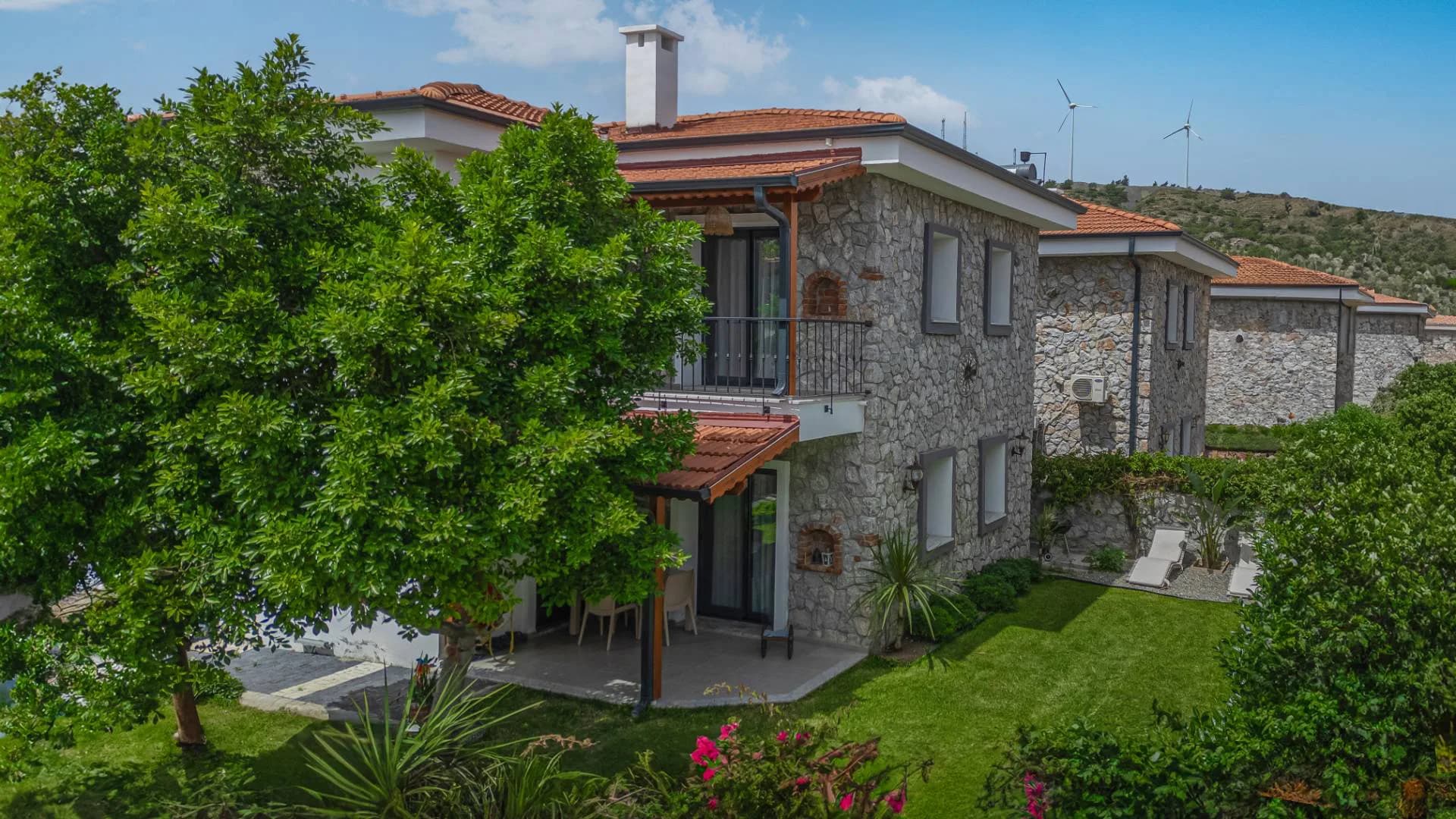Muğla Datça'da Muhteşem Doğada, Otantik Tasarımlı, Taş Ev görsel 3