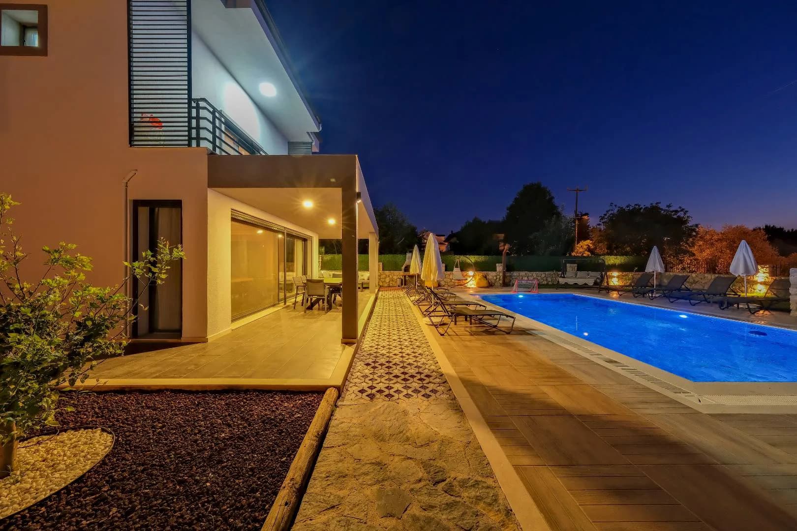 Fethiye Ölüdeniz'de Özel Havuzlu, Yerden Isıtmalı, Lüks Tatil Villası görsel 2