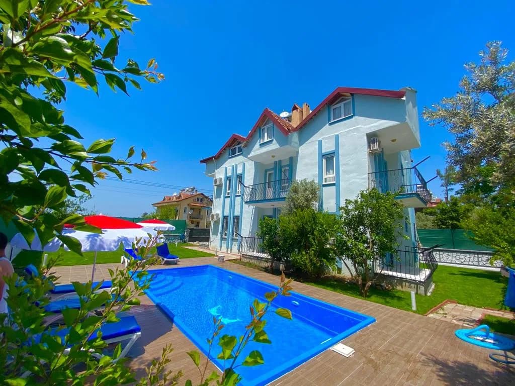 Fethiye'de Karaçulha'da Denize Yakın, Ortak Havuzlu, 3+1, Konforlu Ev görsel 3