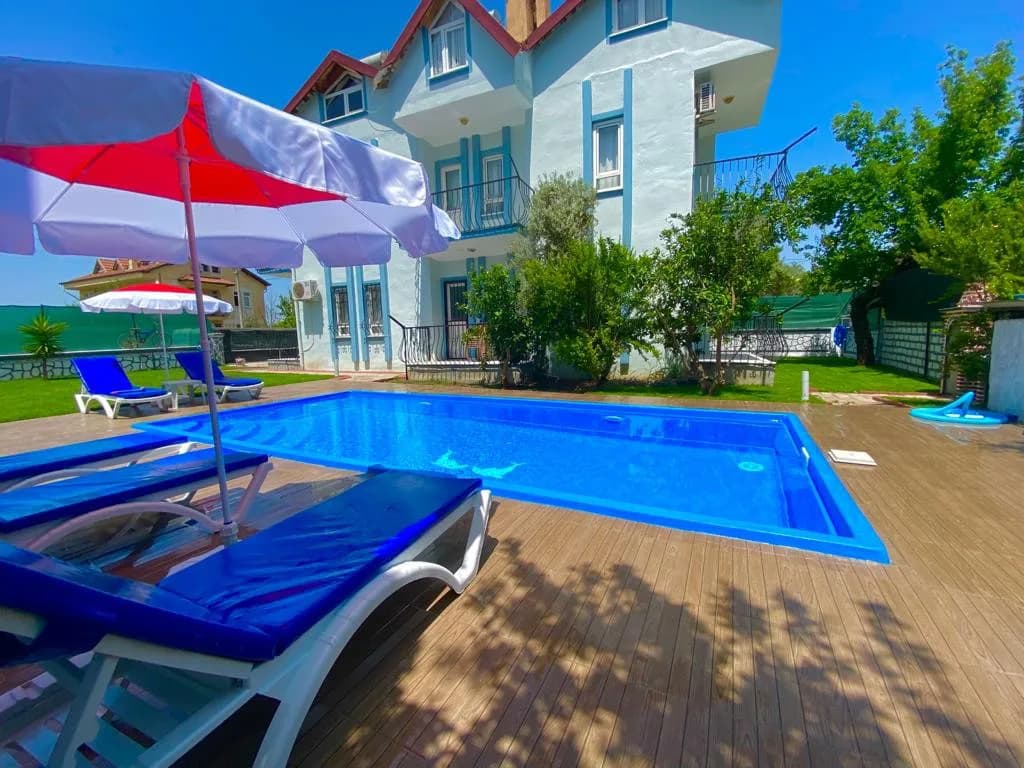 Fethiye'de Karaçulha'da Denize Yakın, Ortak Havuzlu, 3+1, Konforlu Ev görsel 2
