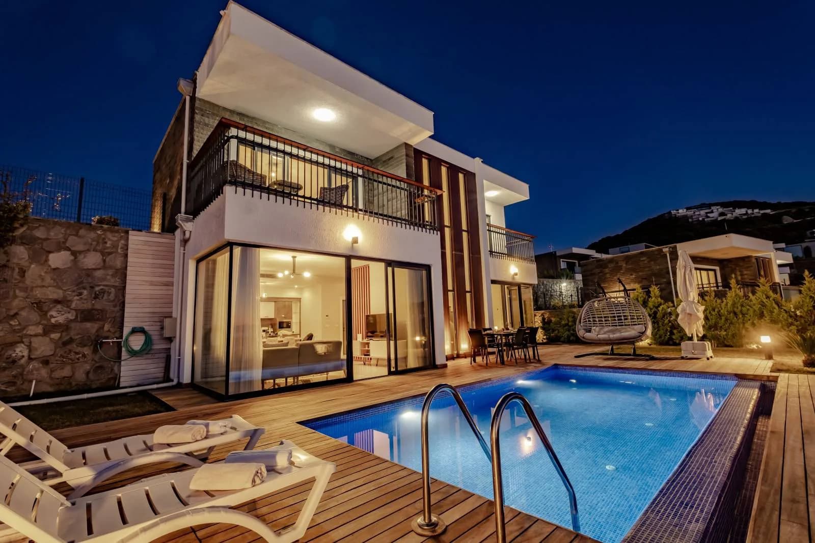Muğla Bodrum'da Muhteşem Deniz Manzaralı, Özel Havuzlu, 3+1 Villa görsel 3