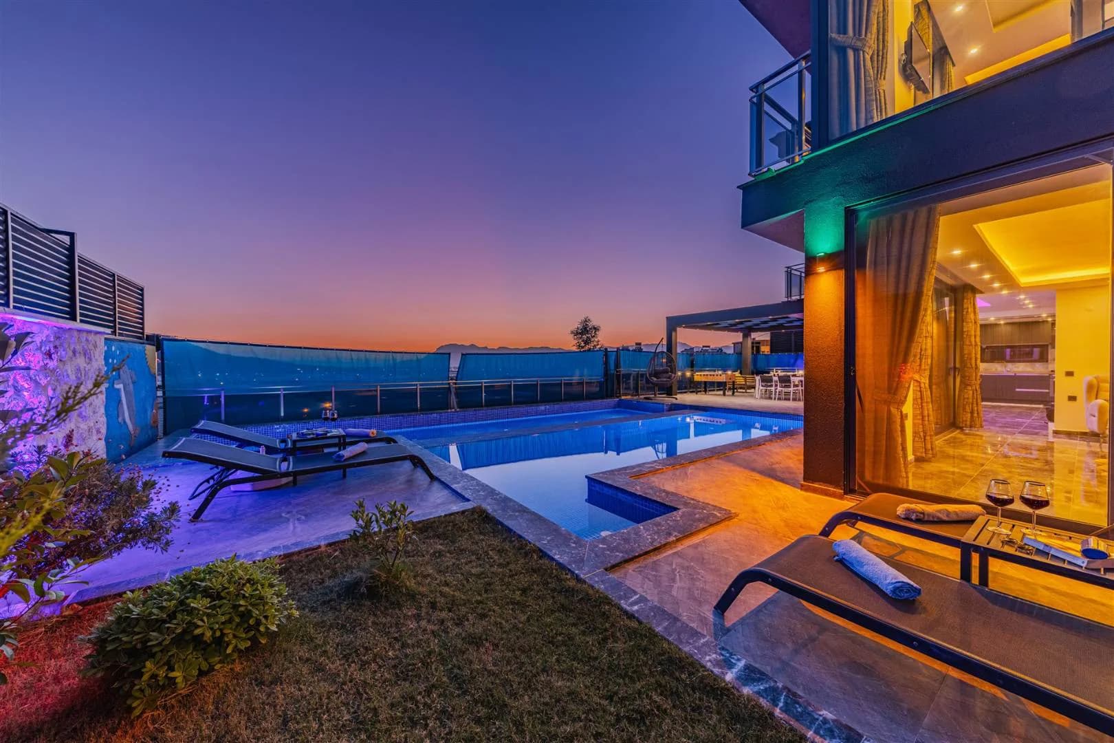 Kaş Yeşilköy'de Doğayla Baş Başa, Özel Havuzlu, Konforlu Villa görsel 2