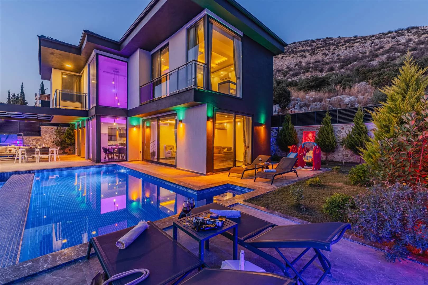 Kaş Yeşilköy'de Doğayla Baş Başa, Özel Havuzlu, Konforlu Villa görsel 3