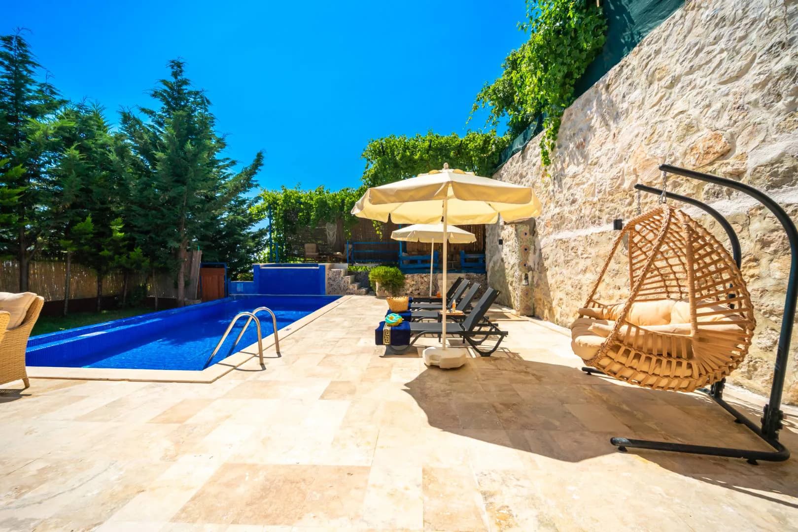 Kaş İslamlar'da Muhteşem Doğada, Özel Havuzlu, Bahçeli Villa görsel 3