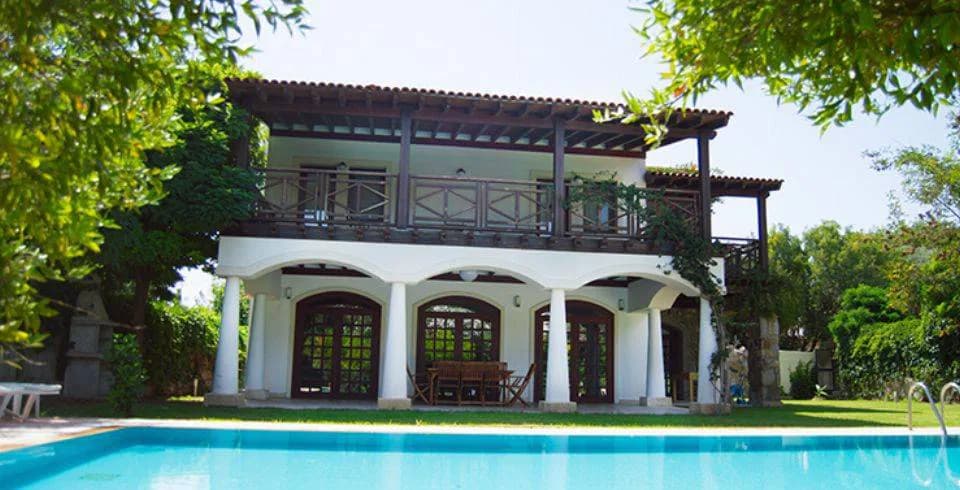 Bodrum Bitez'de Geniş Bahçeli, Özel Havuzlu, Denize Yakın Villa görsel 2