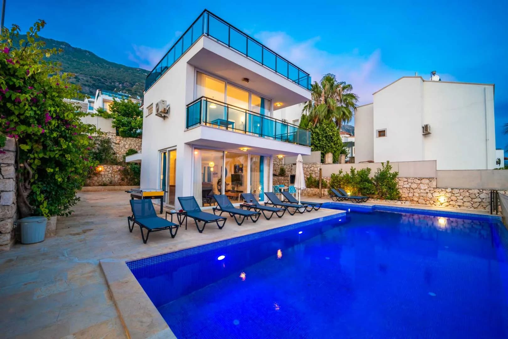 Kaş Kalkan'da Büyük Ailelere Uygun, Özel Havuzlu, Estetik Villa görsel 3
