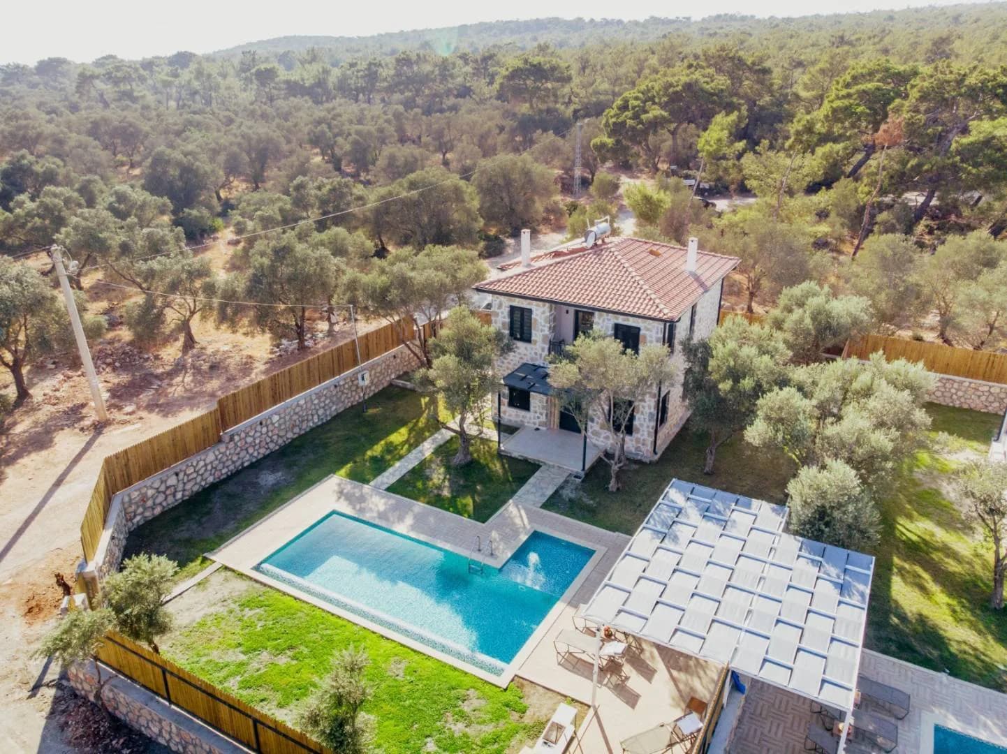 Kaş Patara'da Denize Yakın, Geniş Bahçeli, Özel Havuzlu, Taş Villa görsel 2