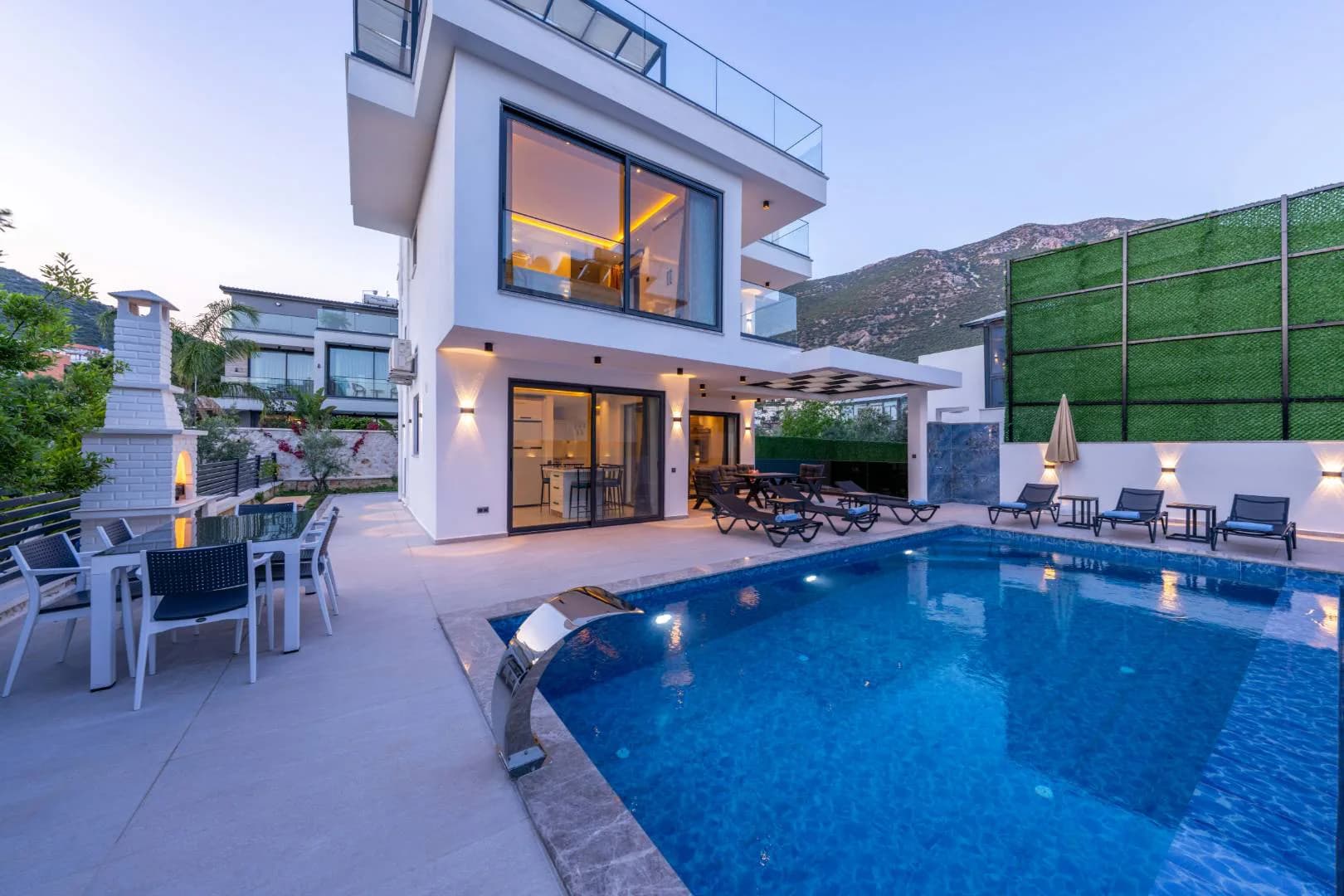 Kaş Kalkan'da Merkezi Konumlu, Özel Havuzlu, 6 Kişilik, Jakuzili Villa görsel 2