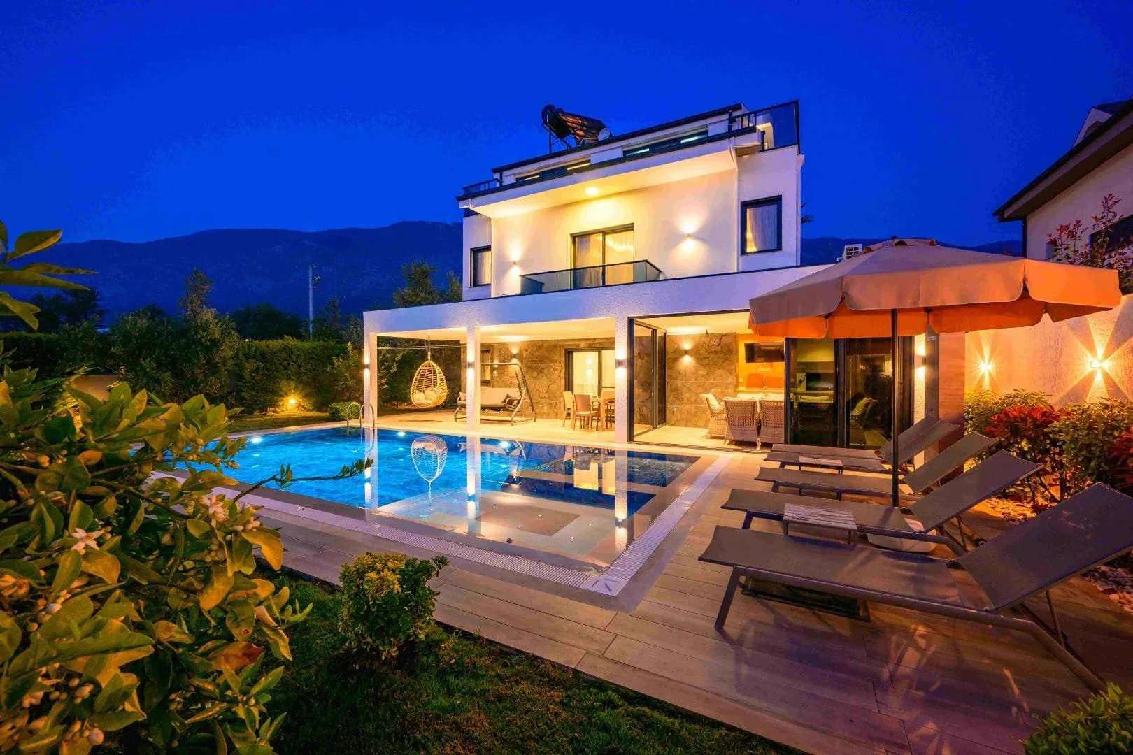 Fethiye Ölüdeniz'de Geniş Ailelere Uygun, Özel Havuzlu, Jakuzili Villa görsel 2