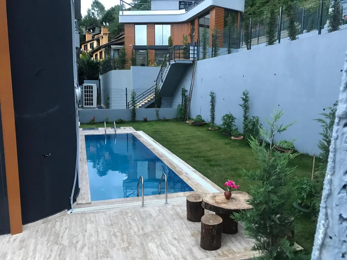 Sapanca'da Göl Manzaralı, Özel Havuzlu, Bahçeli Villa görsel 3