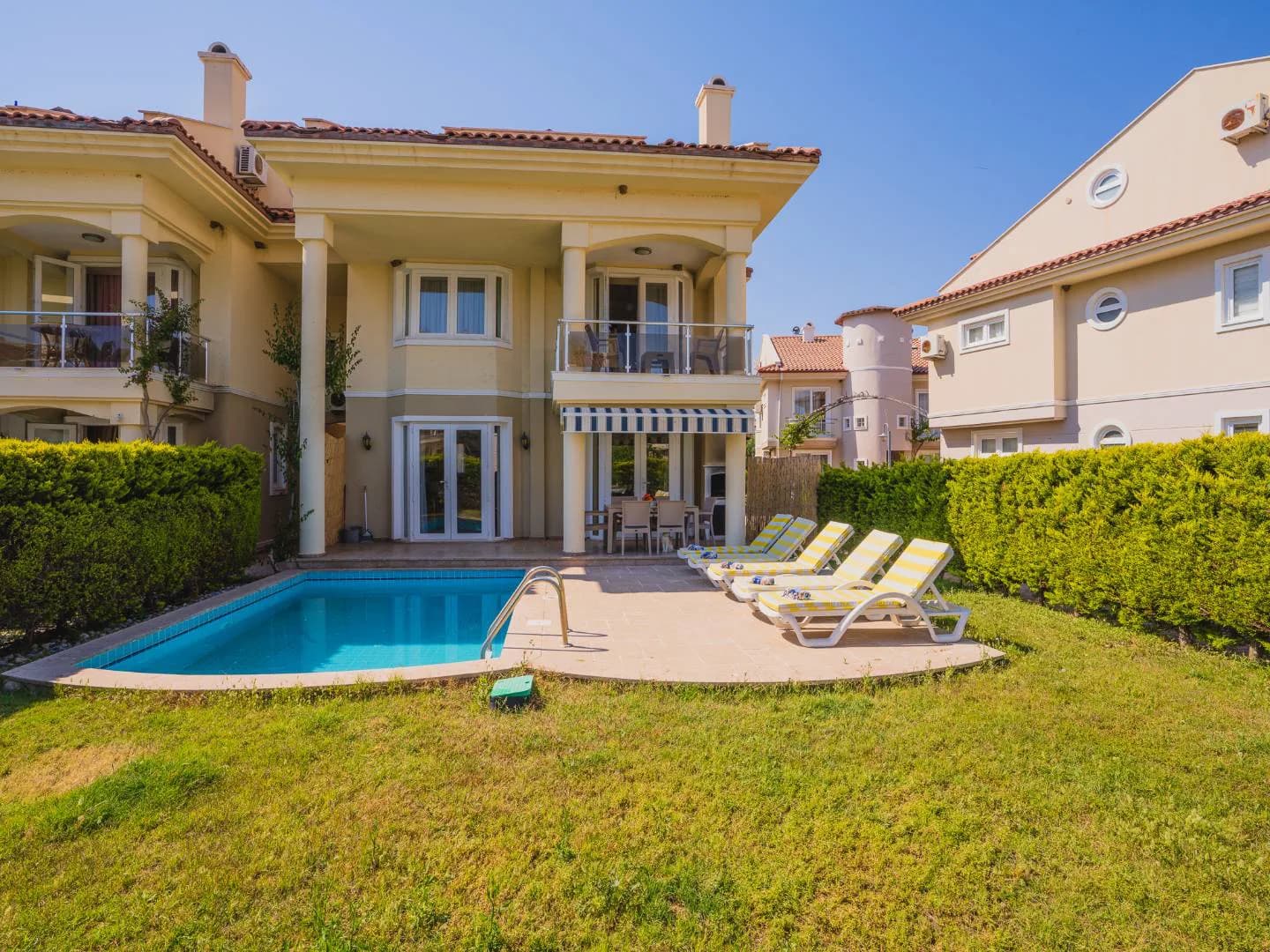 Fethiye'de Merkeze Yakın Konumda, Özel Havuzlu, Kiralık Villa görsel 2