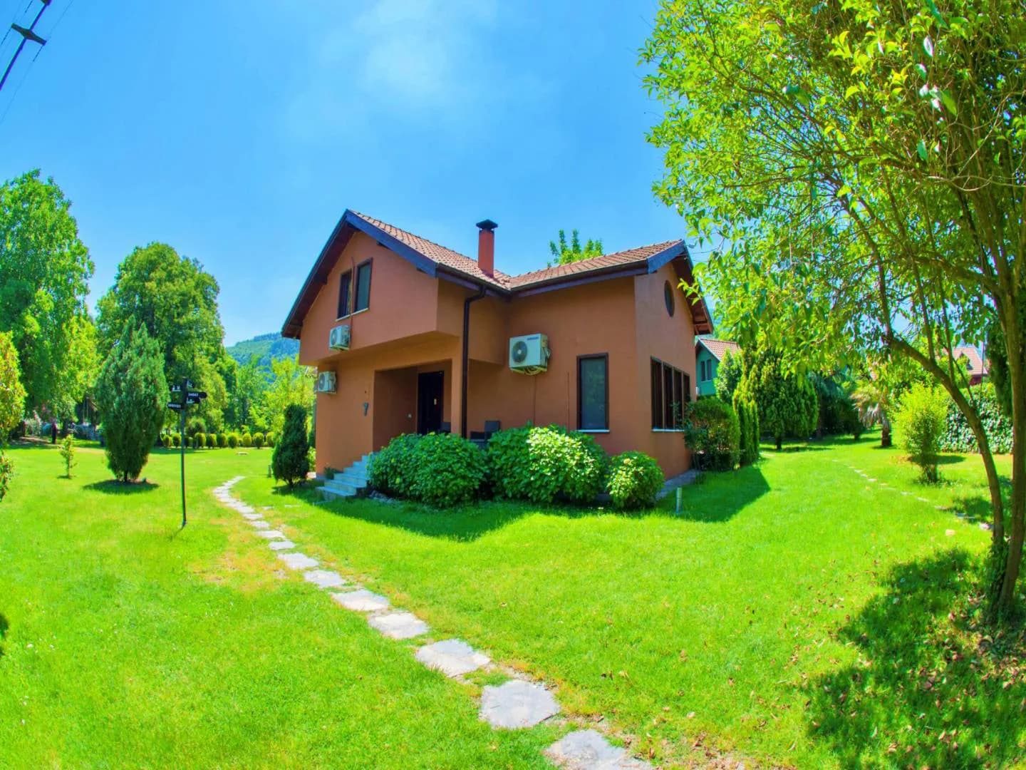 Sapanca Kırkpınar'da Huzur Veren Doğada, Ortak Havuzlu, 4+1 Kiralık Villa görsel 2