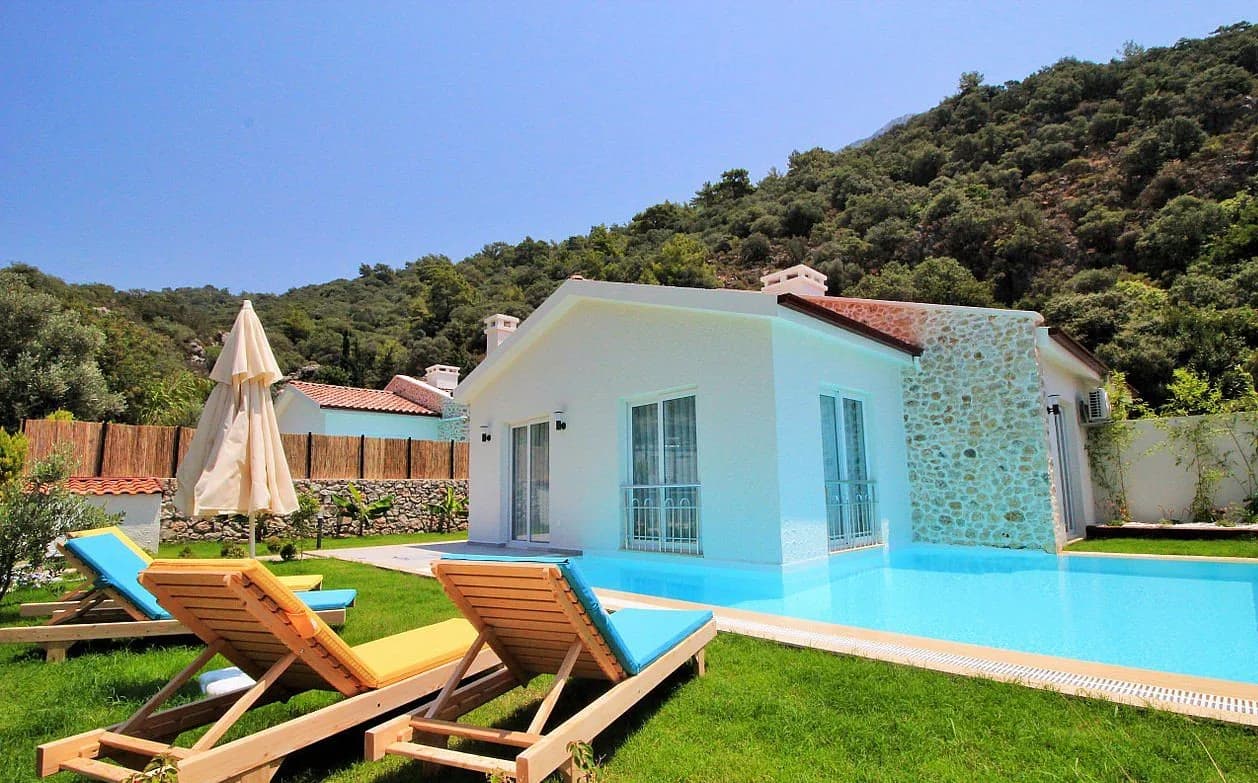 Fethiye Ölüdeniz'de Minimalist Tasarımlı, Özel Havuzlu, Şirin Villa görsel 3