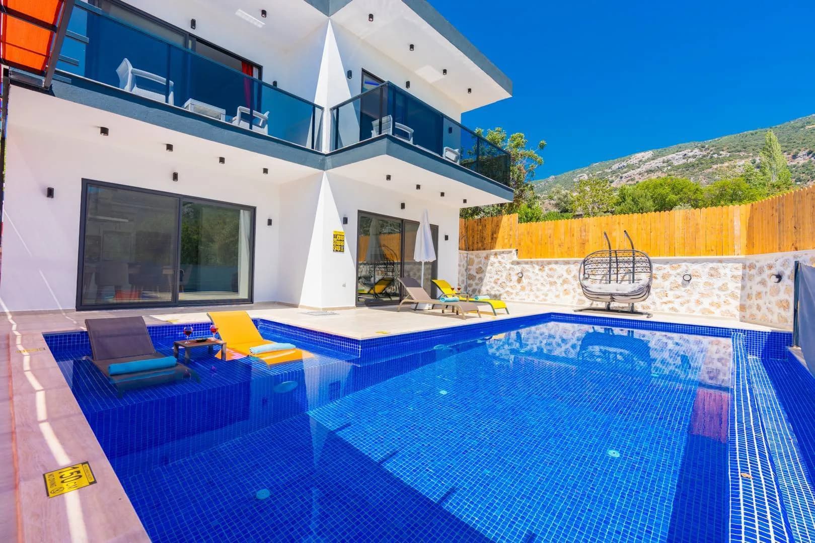 Kaş İslamlar'da Doğa Manzaralı, Özel Havuzlu, Jakuzili, Huzurlu Villa görsel 3