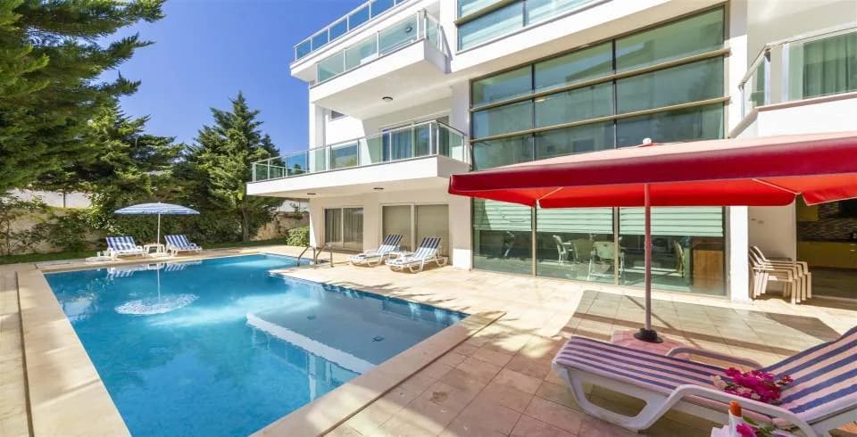 Kaş Kalkan'da Doğa Manzaralı, Özel Havuzlu, Bahçeli Villa görsel 2