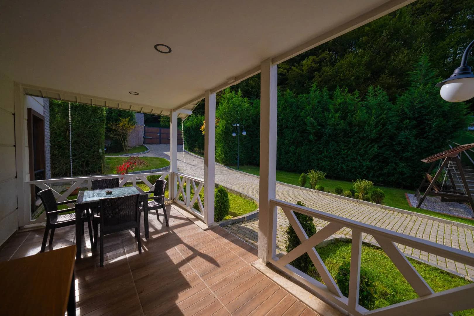 Sapanca Kırkpınar'da Tesis İçerisinde, Ortak Havuzlu, Modern Bungalov görsel 2