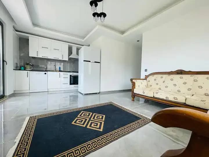 Kaş Andifli'de Merkezi Konumda, Geniş Bahçeli, Konforlu Suit görsel 3