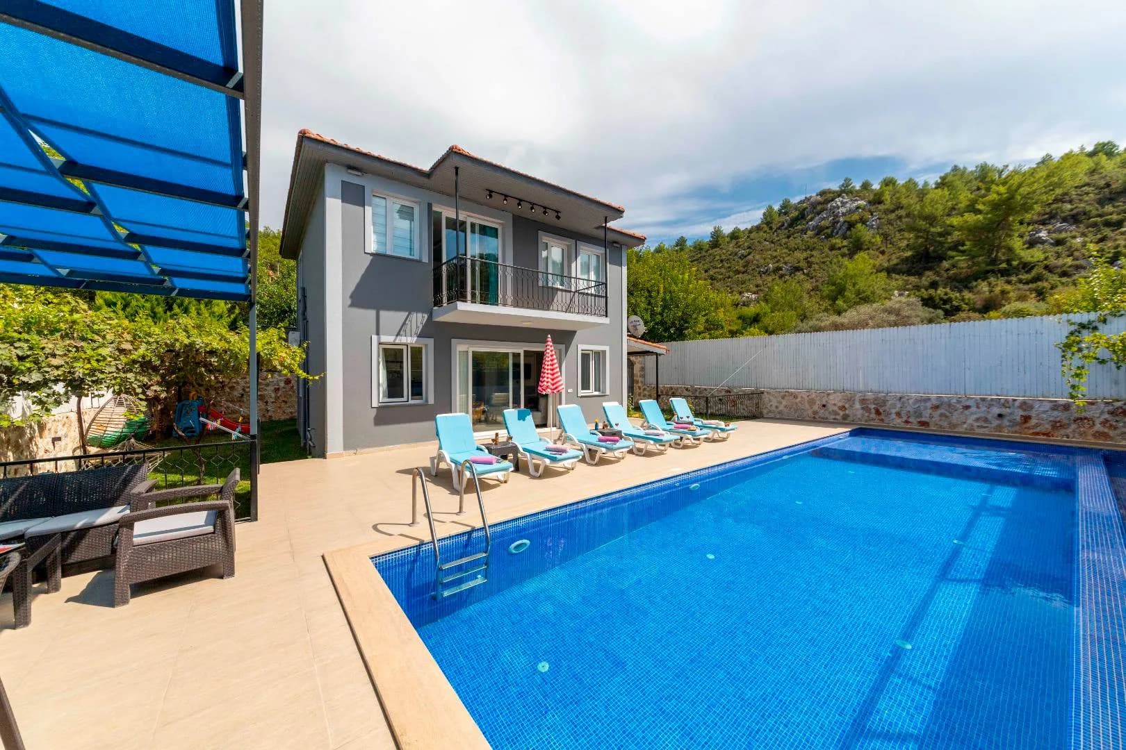 Kaş Üzümlü'de Huzurlu Doğada, Özel Havuzlu, Eşsiz Villa görsel 2